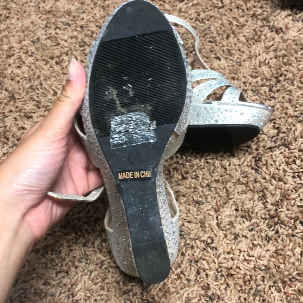 Wedged Pageant shoes - Picture 3 of 3